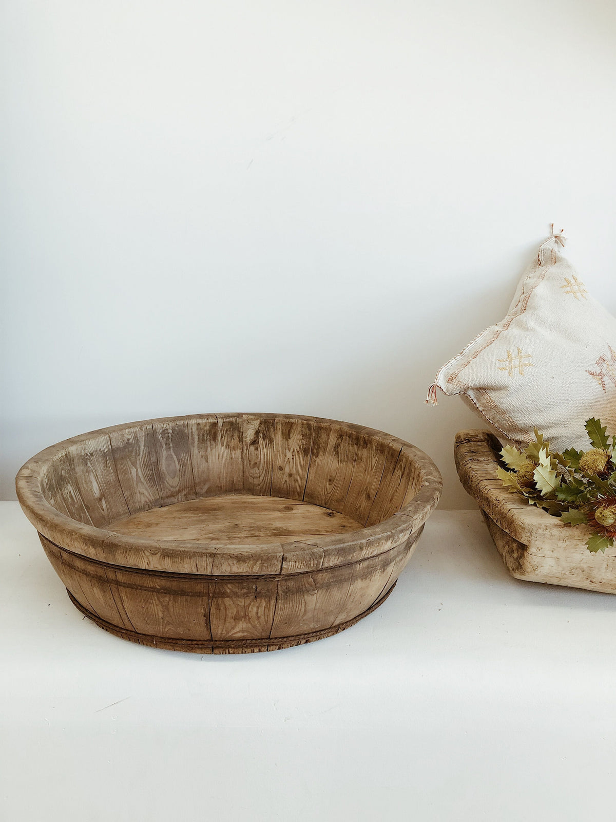 Oli | Wood Basin - Round - Barefoot Gypsy Homewares
